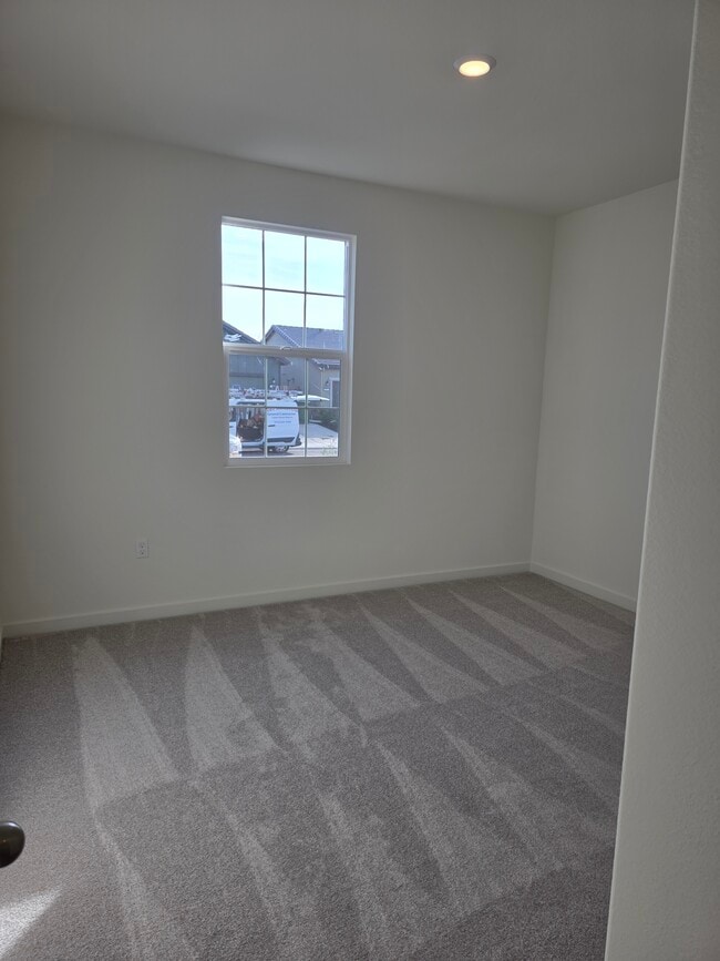 Building Photo - 2142 Hunter Crk Dr