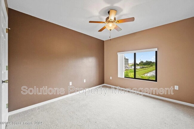 Building Photo - 1375 Lara Cir