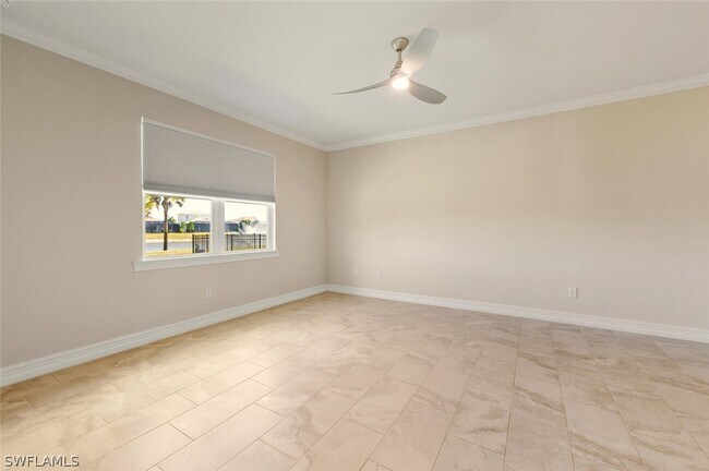 Building Photo - 28021 Sanibel Sands St