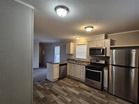 Building Photo - 2314 Catalpa St