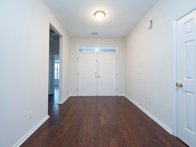 Nice double door entry - 145 Historic Dr