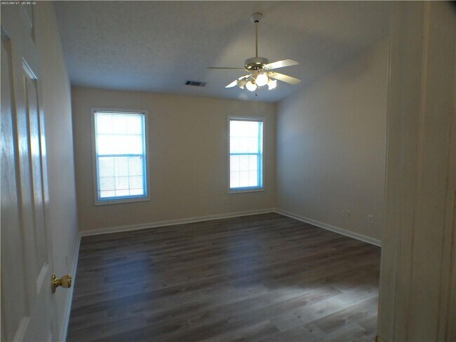 Building Photo - 3277 Crossfield Ln