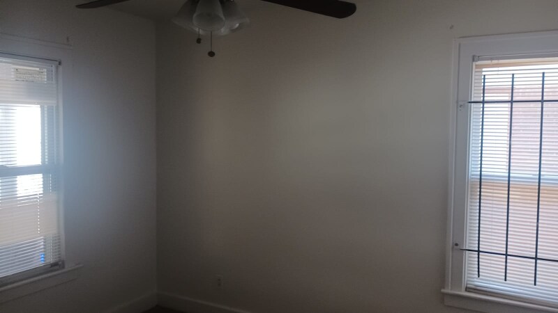 Building Photo - 15062 Cruse St