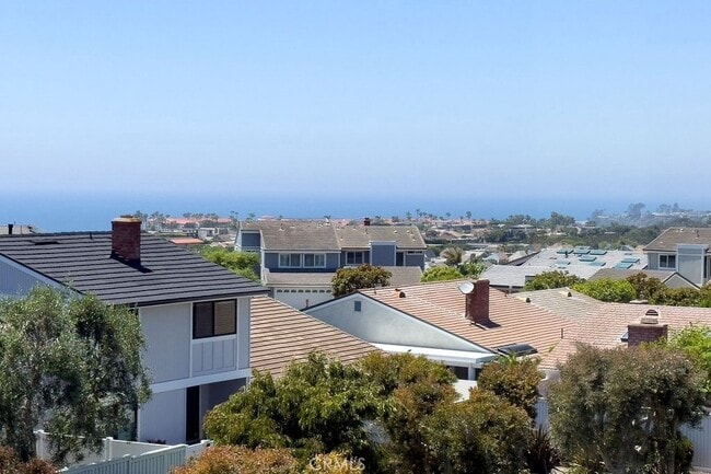 Building Photo - 33925 Faeroe Bay