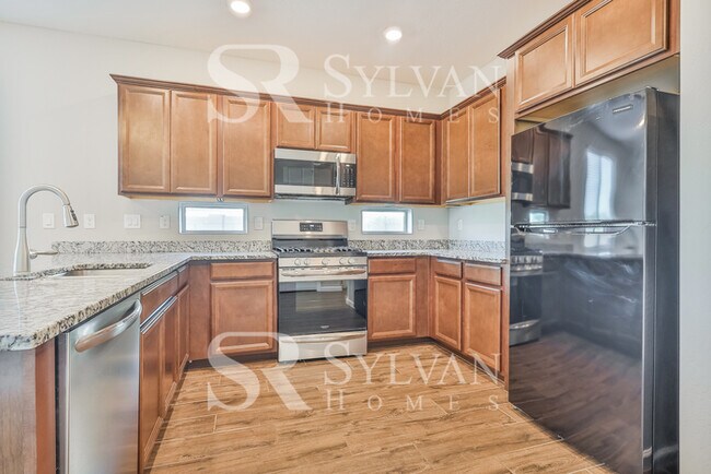 Building Photo - Coming HOME never felt so good!