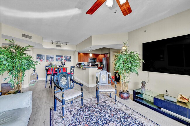 Building Photo - 110 N Federal Hwy