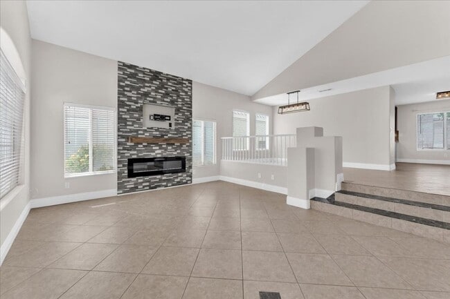 Building Photo - 7237 Buglehorn St