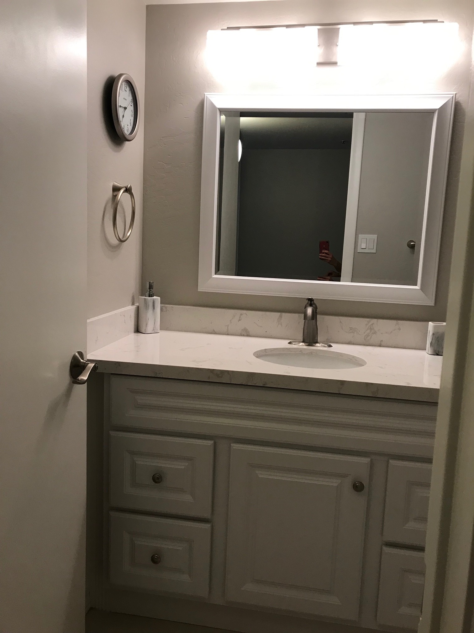 Sink, vanity, mirror, lighting - 7350 N Pima Rd