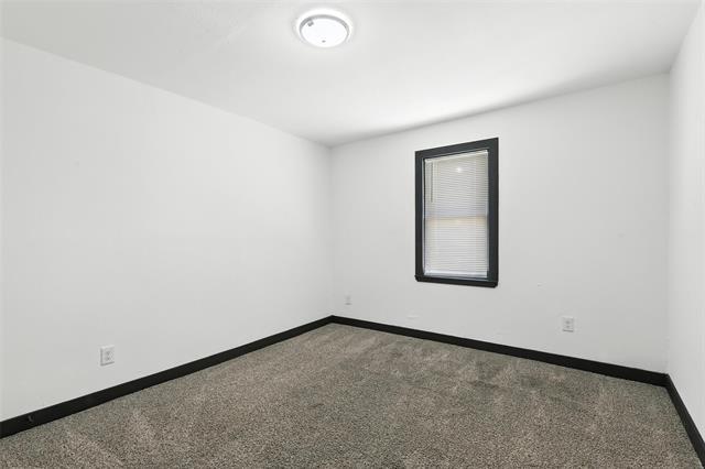 Building Photo - 1124 E Hattie St