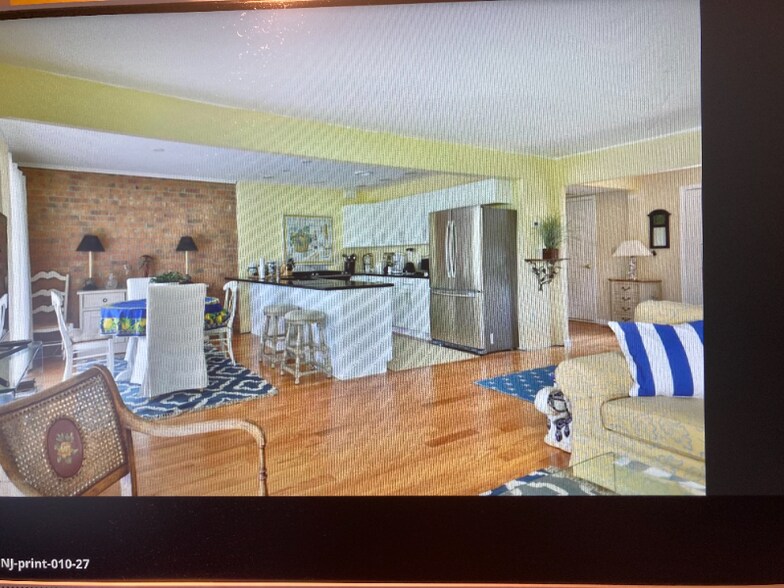 Building Photo - 50 Linden Ct