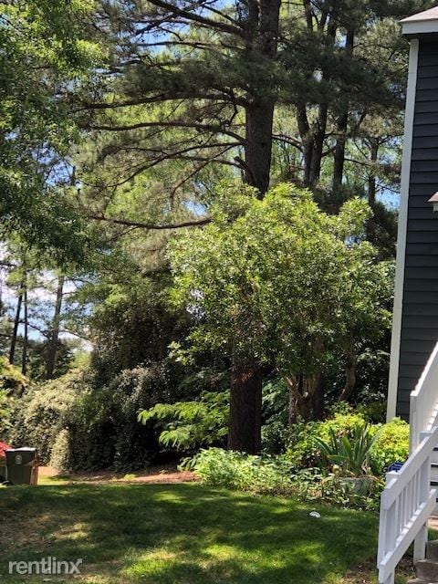 Building Photo - 3 br, 3 bath Townhome - 107 Jo Anne Cir
