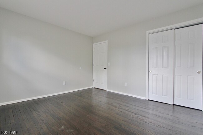 Building Photo - 516 Hamilton Blvd
