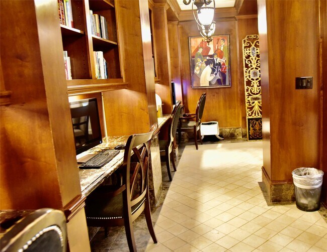 Building Photo - 3525 Sage Rd