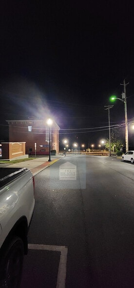 Building Photo - 209 E Martin St