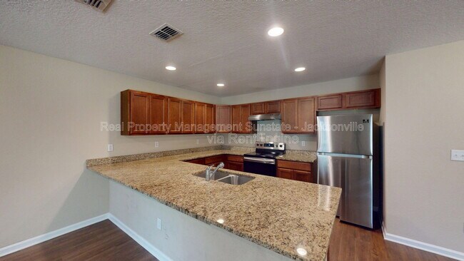 Building Photo - 711 Cahoon Rd N