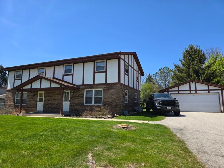 Building Photo - 391 Willow Grove Dr