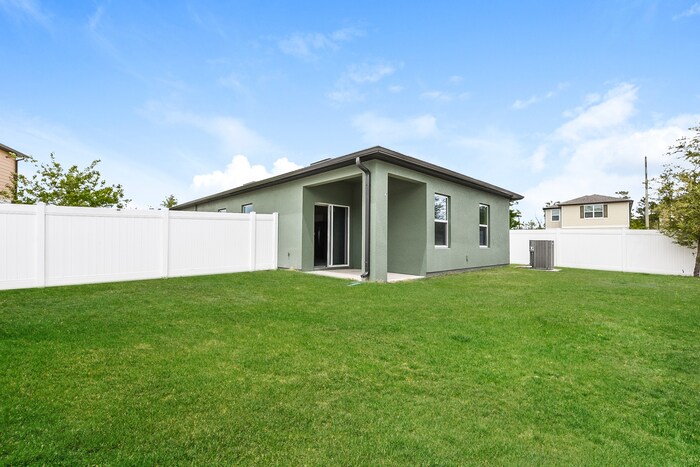 Building Photo - 2704 Island Walk Dr