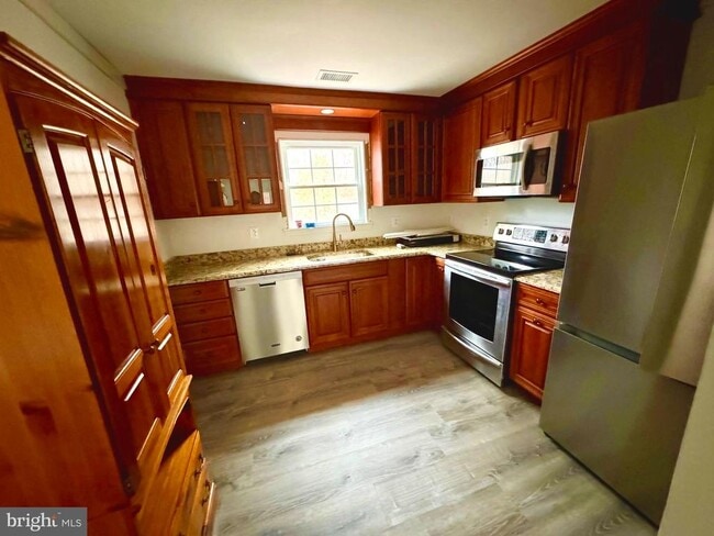 Building Photo - 25 Cramer Rd