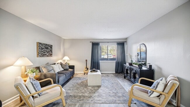 Building Photo - Compass Vista