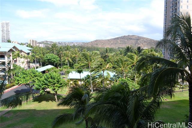 Building Photo - 3009 Ala Makahala Pl