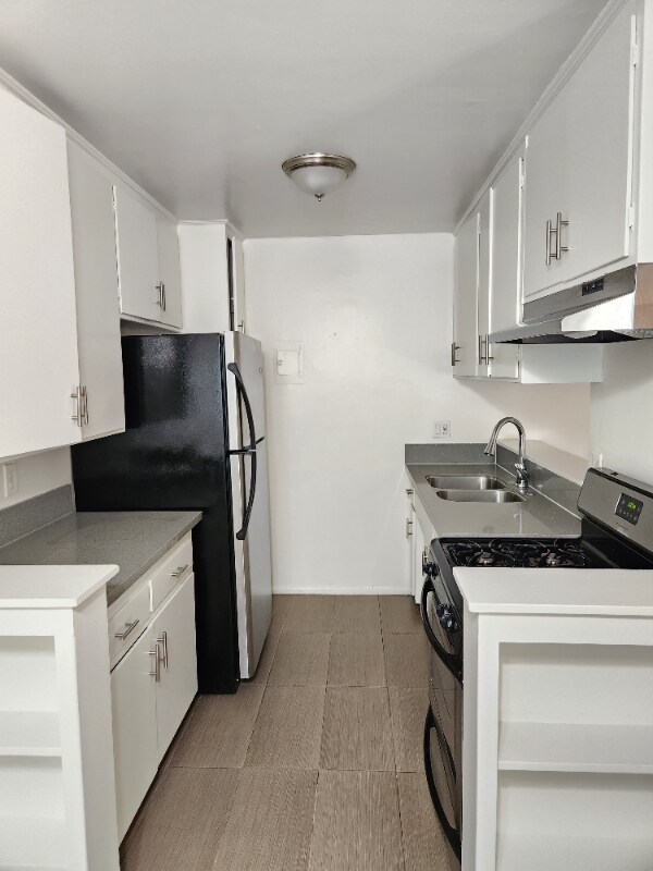 Building Photo - 1538 N Detroit St