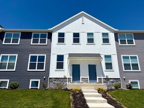 Building Photo - New Construction 3 Bedroom 2.5 Bathroom in Elizabethtown!