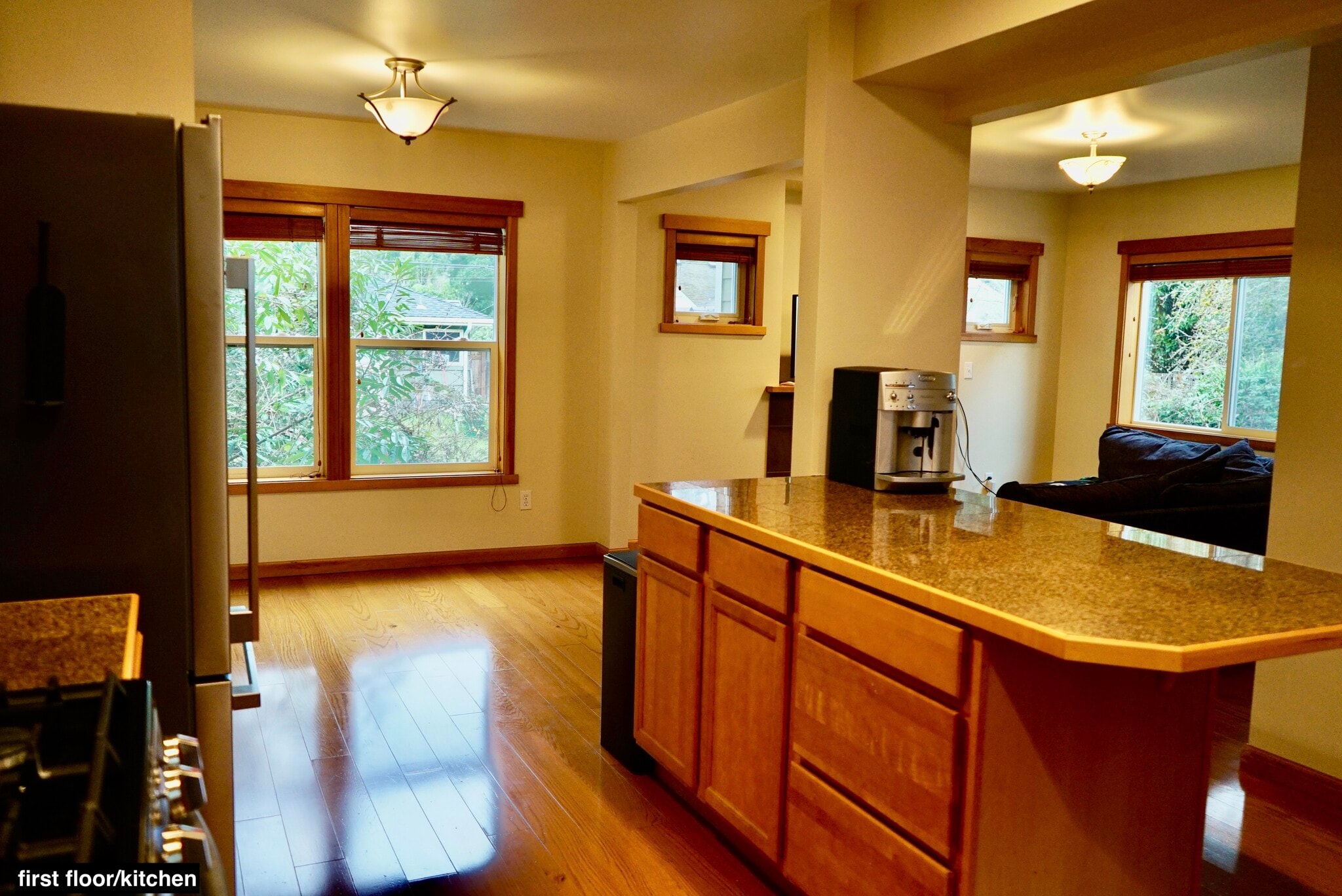 Building Photo - 3010 NE 137th St