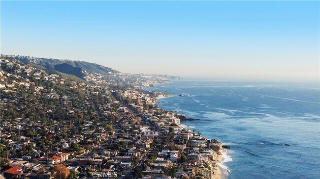 Building Photo - 352 Y Pl