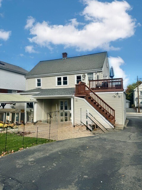 Building Photo - 15 Bolton St