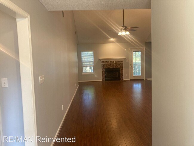 Building Photo - 2 br, 2 bath House - 255 Hudson Trace