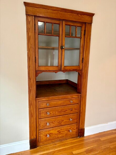 Building Photo - 32 Harley Ave