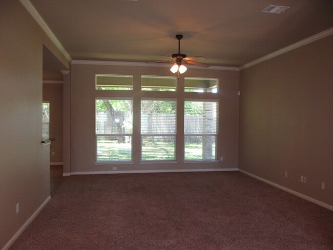 Building Photo - 2515 Twin Ridge Ct