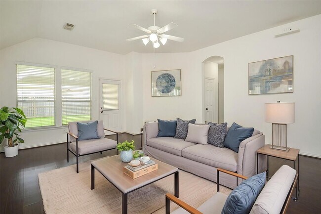 Building Photo - 7038 Cornflower Ln