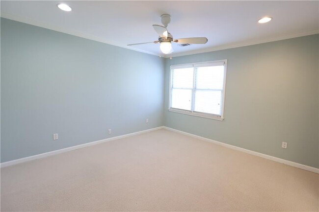 Building Photo - 1248 Defoor Ct NW