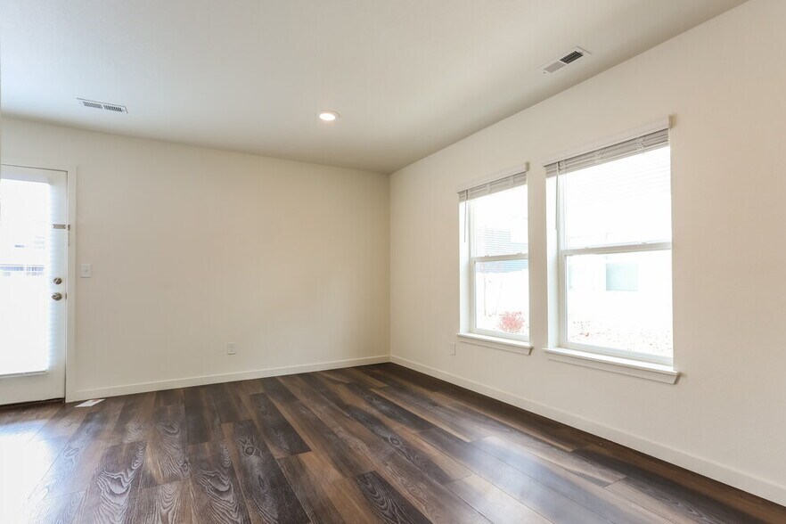 Building Photo - 4721 N Tower Dr