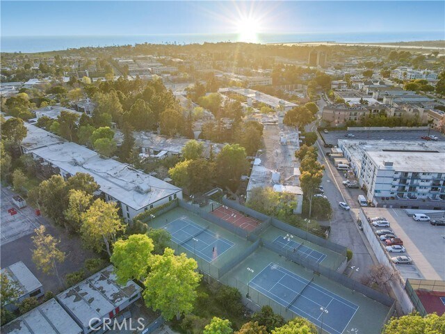 Building Photo - 7765 W 91st St