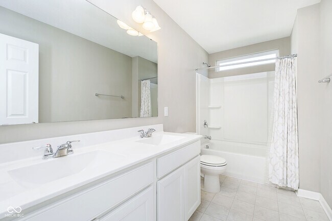 Building Photo - 11916 Redpoll Trl