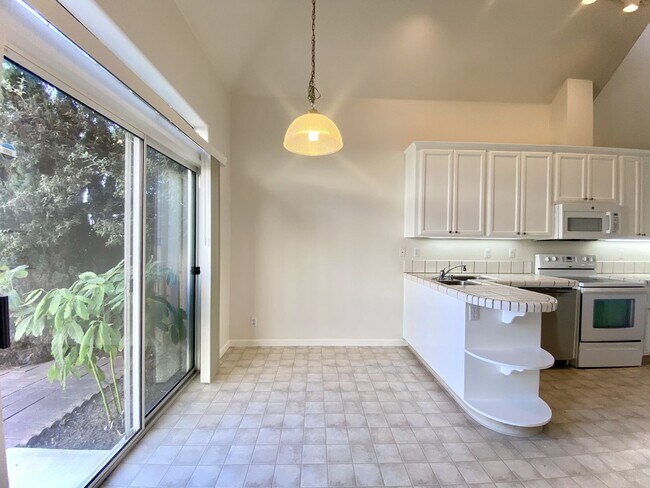 Building Photo - Unique Home with lots of Natural light!! C...