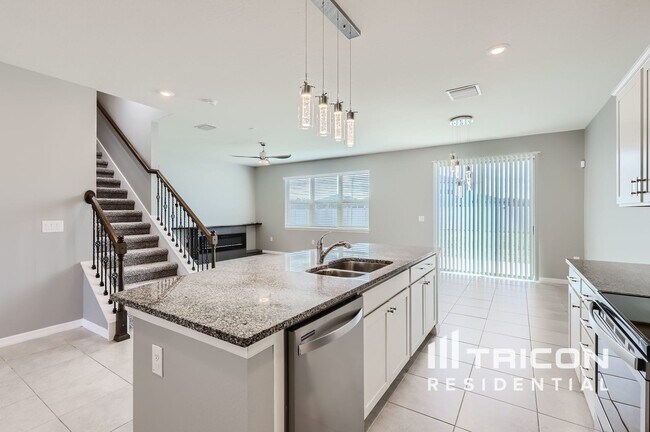 Building Photo - 6316 Dutton Dr
