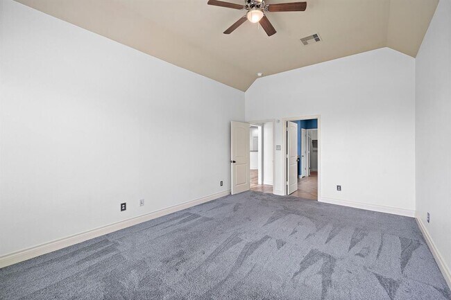 Building Photo - 28915 Crested Butte Dr