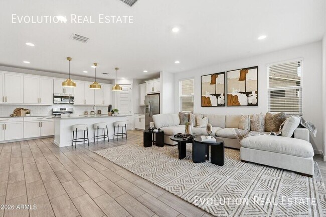 Building Photo - 6627 S Abbey Ln