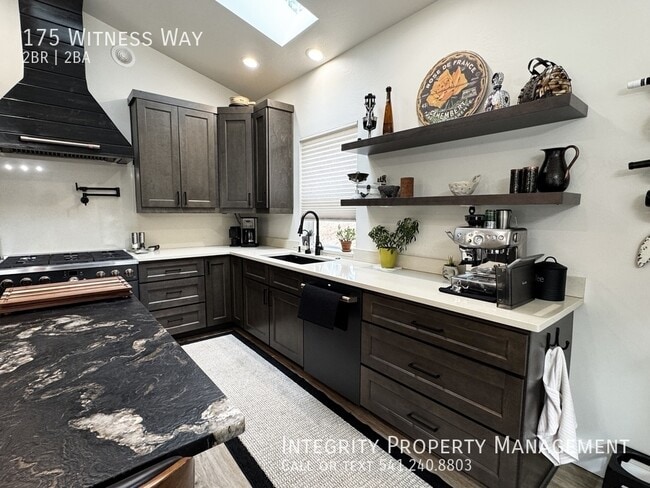 Building Photo - 175 Witness Wy