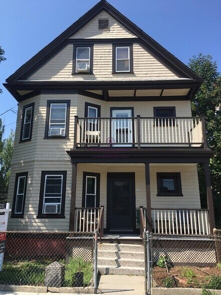 Building Photo - 86 Elm St