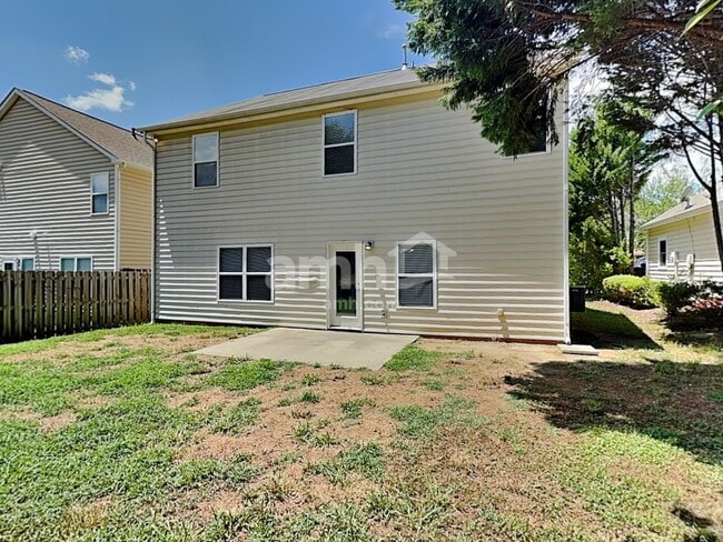 Building Photo - 4811 Spruce Peak Rd