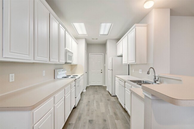 Building Photo - 123 N Camellia Grove Cir