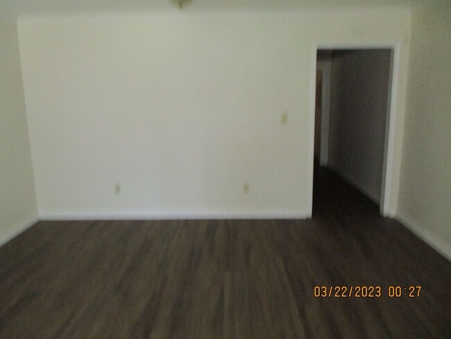 Building Photo - 3107 Fernridge Dr