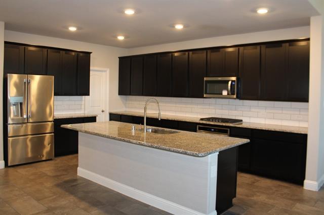 Building Photo - 1995 Ocelot St