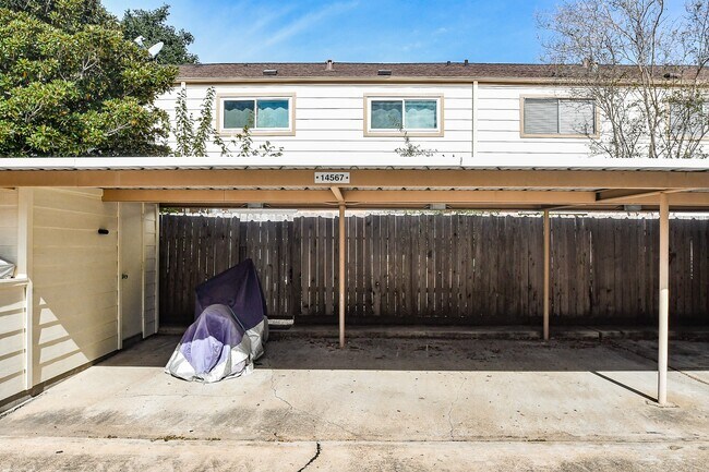 Building Photo - 14567 Still Meadow Dr