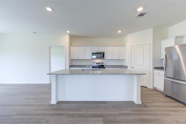 Building Photo - 5903 Grantgrala Dr