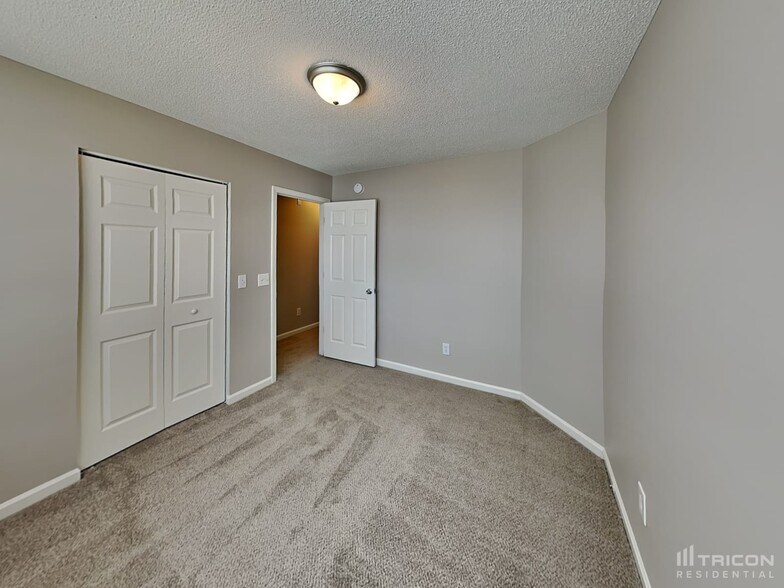Building Photo - 149 Fox Grove Cir